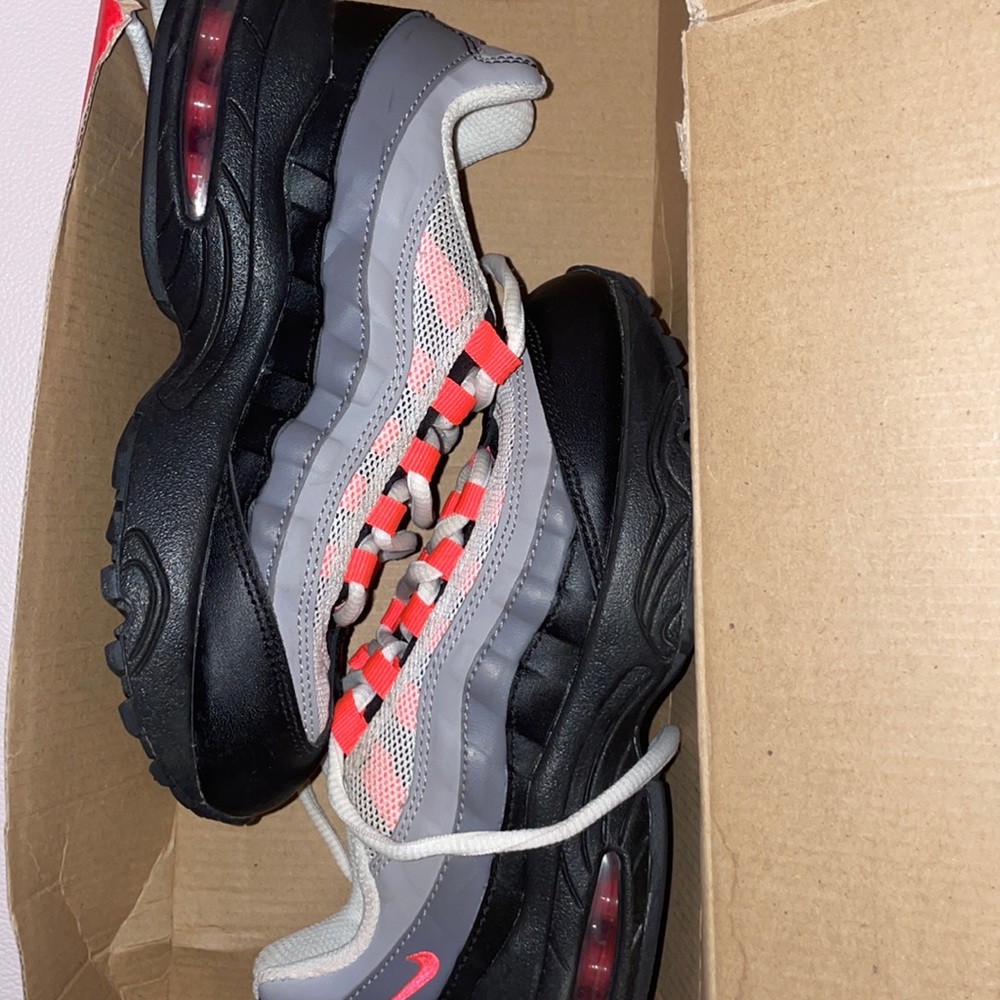 Nike Kids Sneakers Black and Gray with Red Highlights